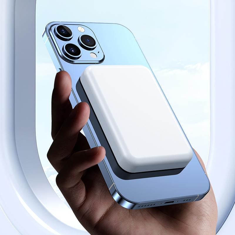 MagSafe-Compatible 5000mAh Power Bank (Pocket-Sized Wireless Charging)